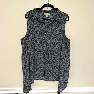 Michael Korda 2X Button Down Paisley Blouse.